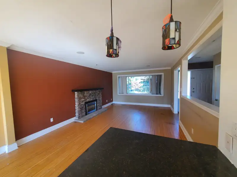 694 WILMOT STREET - photo 4 of 14