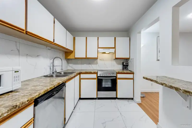 108 13364 102 AVENUE - photo 1 of 26