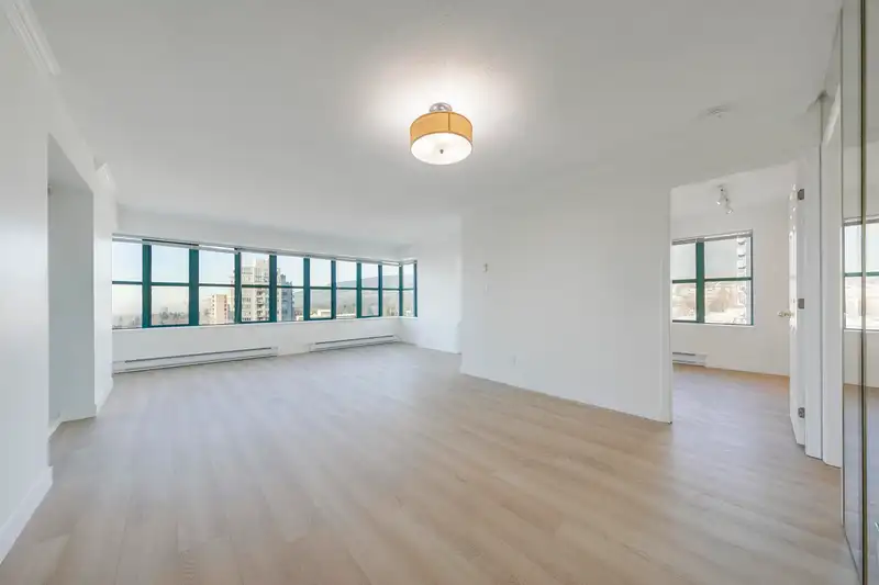 1101 1555 EASTERN AVENUE - photo 4 of 19