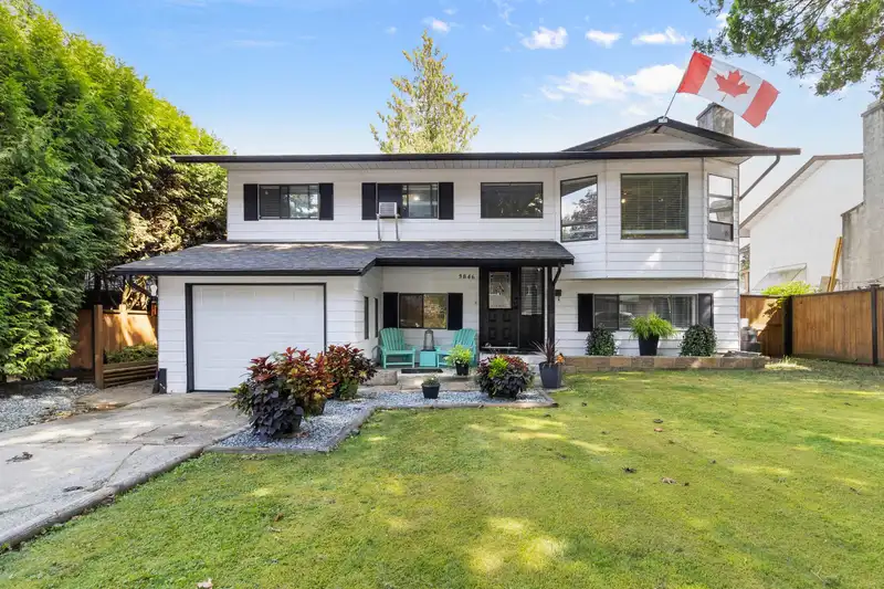 3846 LINDSAY STREET - photo 3 of 40