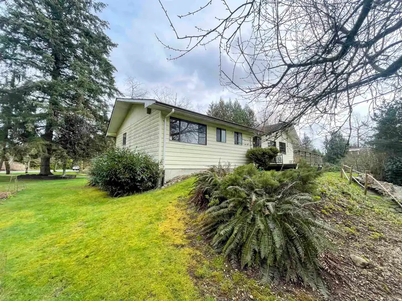 9335 178 STREET - photo 1 of 35