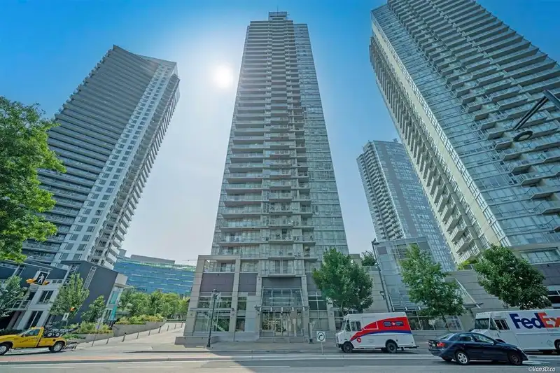 2507 13688 100 AVENUE - photo 1 of 20