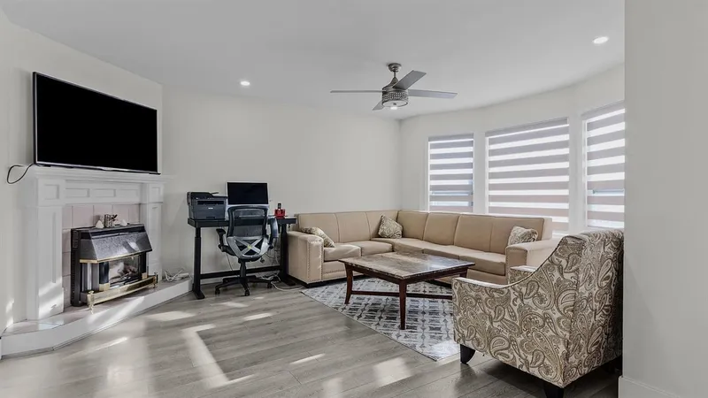 31297 WAGNER DRIVE - photo 4 of 18