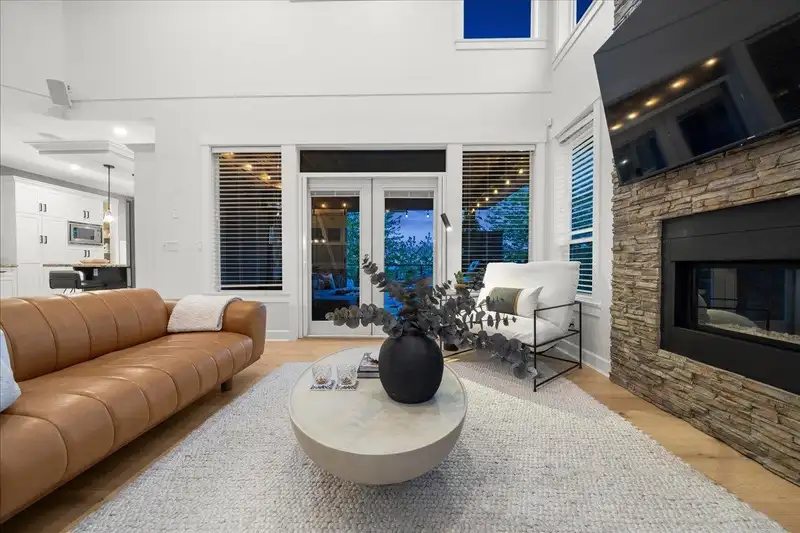 3435 HORIZON DRIVE - photo 3 of 40
