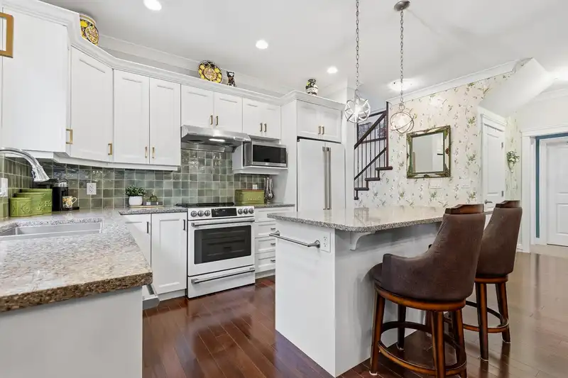 45863 S FOXRIDGE CRESCENT - photo 2 of 40
