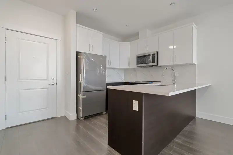 514 9983 E BARNSTON DRIVE - photo 3 of 17