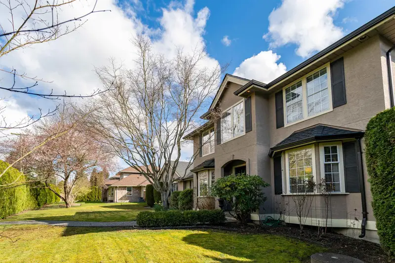 7930 144 STREET - photo 3 of 25