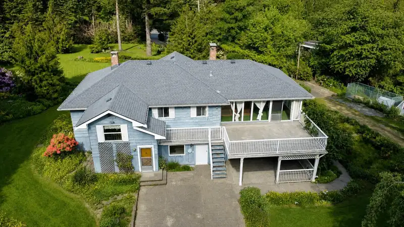 21154 CRUSH CRESCENT - photo 3 of 39