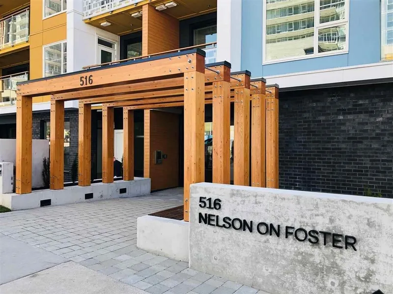 503 516 FOSTER AVENUE - photo 2 of 25
