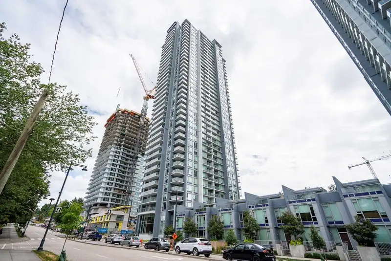 2009 13750 100 AVENUE - photo 3 of 32
