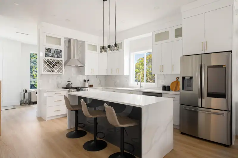 1 122 EIGHTH AVENUE - photo 2 of 26