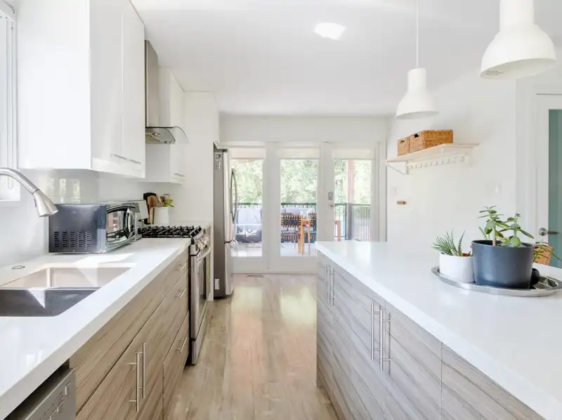 3673 HOSKINS ROAD - photo 1 of 40