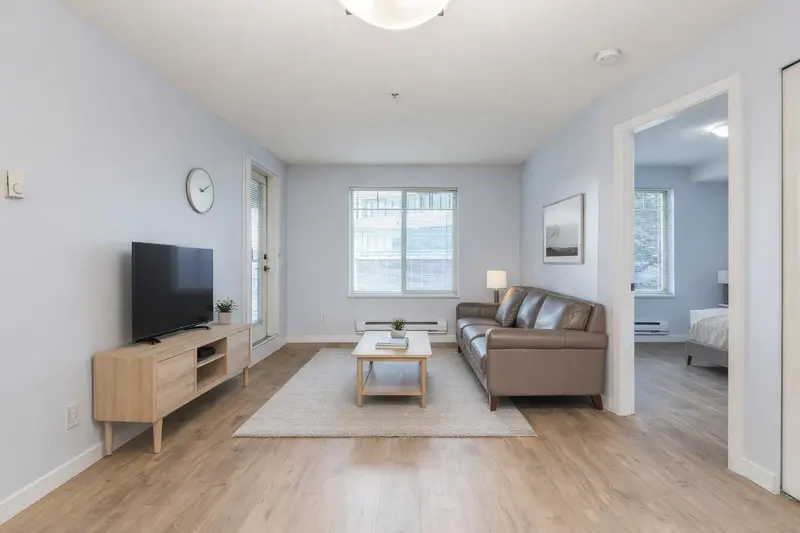 2110 244 SHERBROOKE STREET - photo 2 of 25