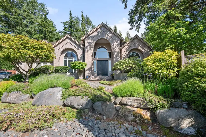 13422 20A AVENUE - photo 2 of 40
