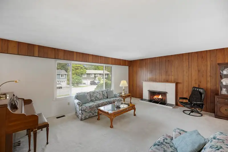 1441 DELIA DRIVE - photo 3 of 40