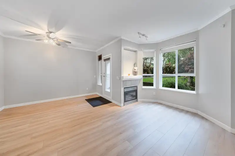 128 9979 140 STREET - photo 1 of 18