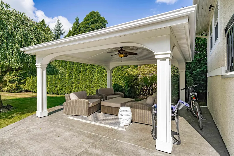 20994 OLD YALE ROAD - photo 3 of 25