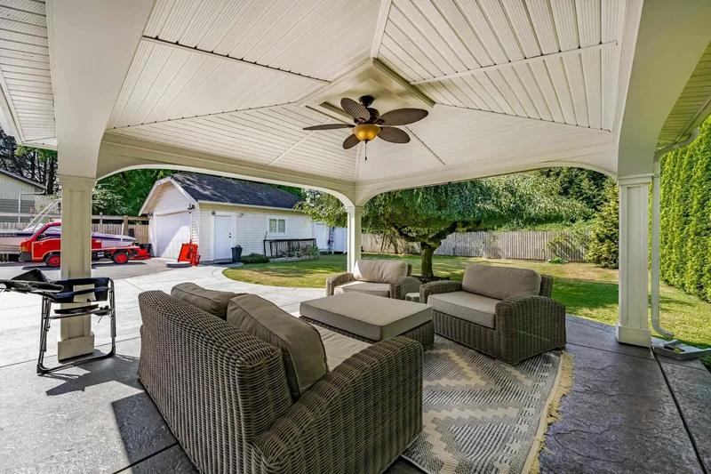 20994 OLD YALE ROAD - photo 4 of 25