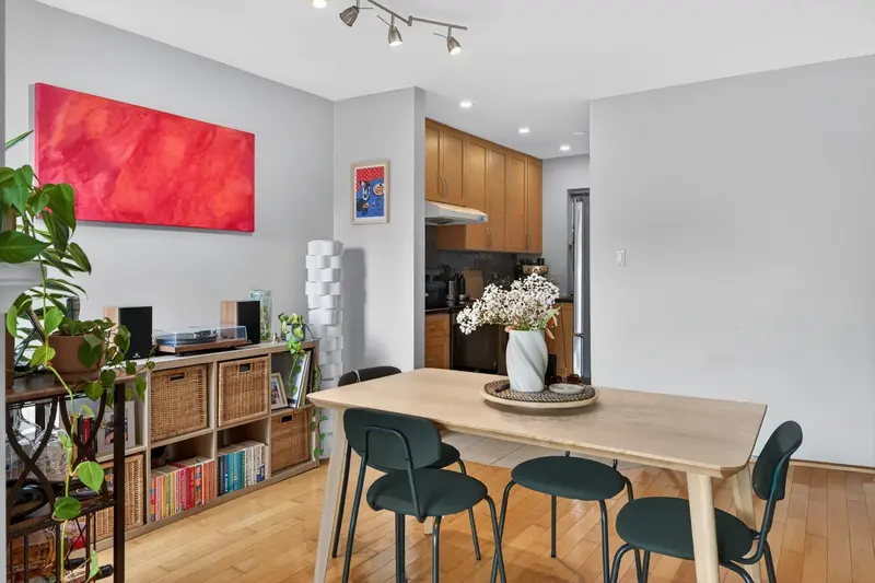 311 1922 W 7TH AVENUE - photo 3 of 25