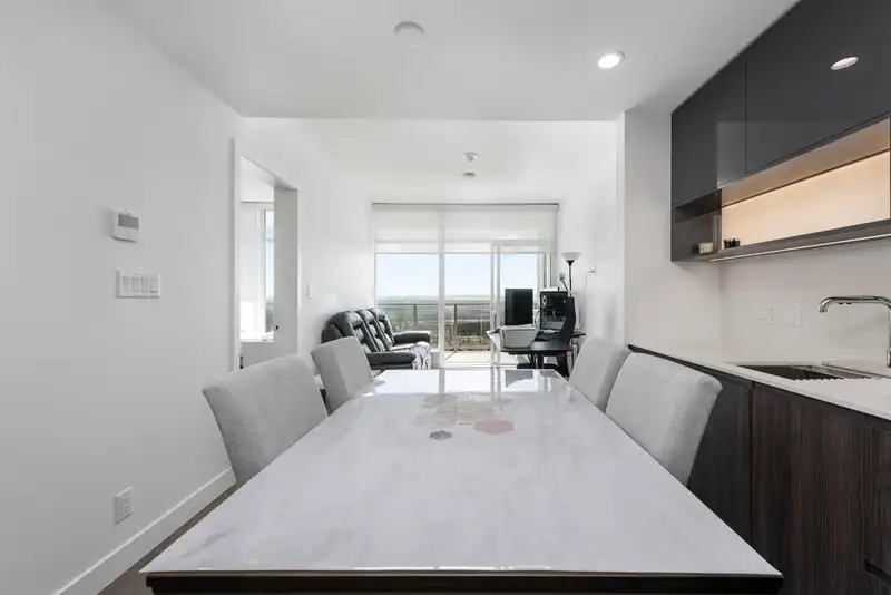 3105 6511 SUSSEX AVENUE - photo 4 of 39