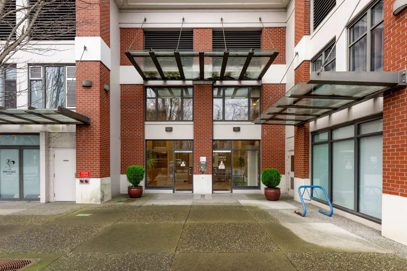 704 5933 COONEY ROAD - photo 3 of 25