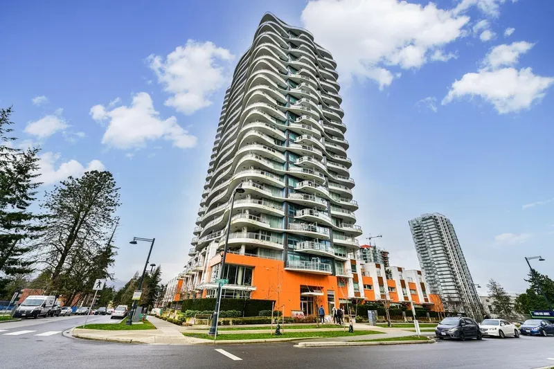 1108 13303 103A AVENUE - photo 1 of 17