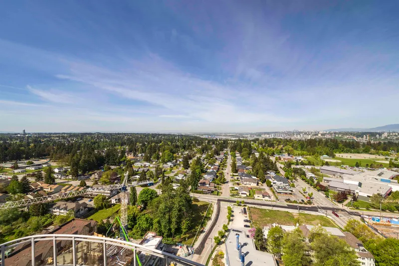 1108 13303 103A AVENUE - photo 2 of 17