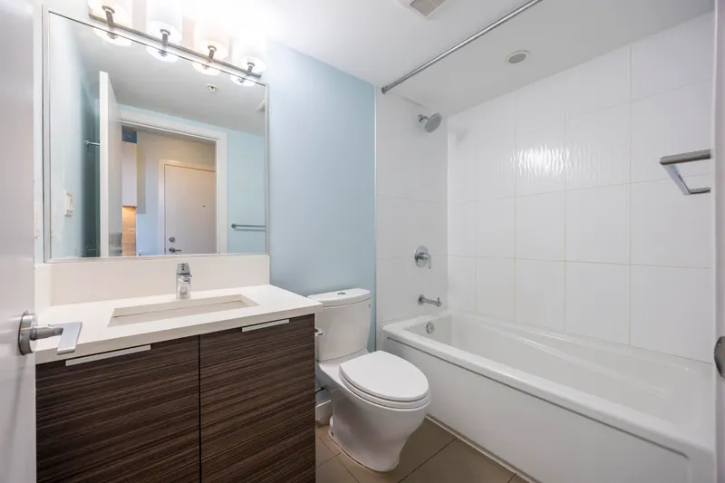 1108 13303 103A AVENUE - photo 4 of 17