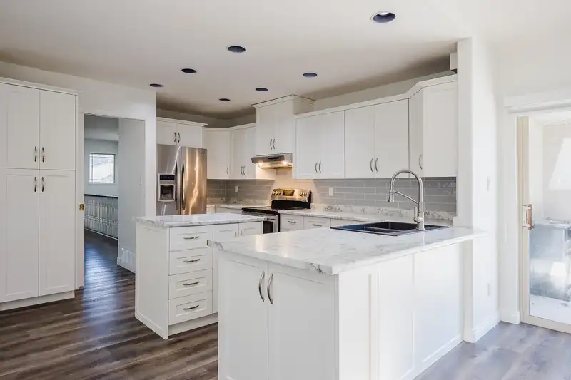 2607 BLACKHAM DRIVE - photo 3 of 38