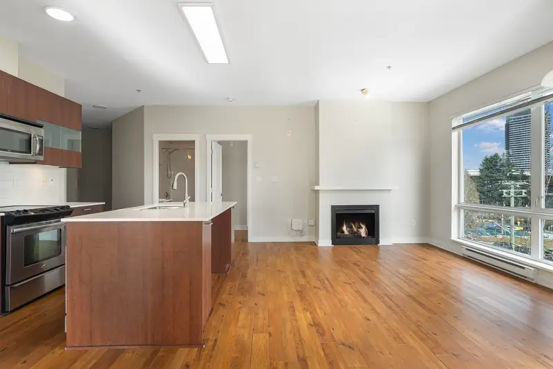 404 13339 102A - photo 3 of 13