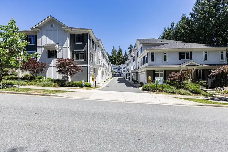 124 1225 MITCHELL STREET - photo 2 of 33