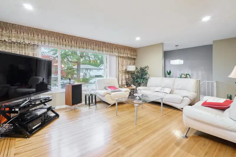 7070 BLAINE COURT - photo 3 of 29