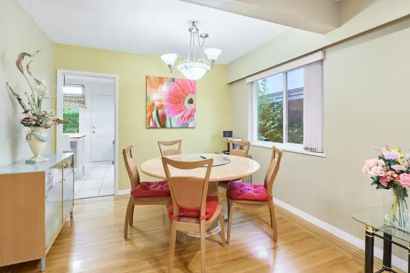 7070 BLAINE COURT - photo 4 of 29