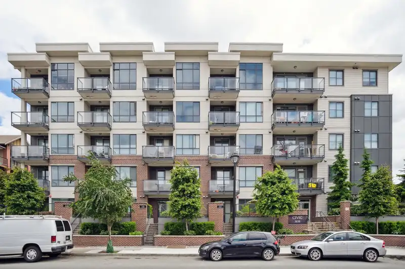 318 5638 201A STREET - photo 1 of 20