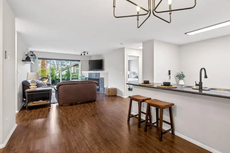 104 11960 HARRIS ROAD - photo 2 of 31