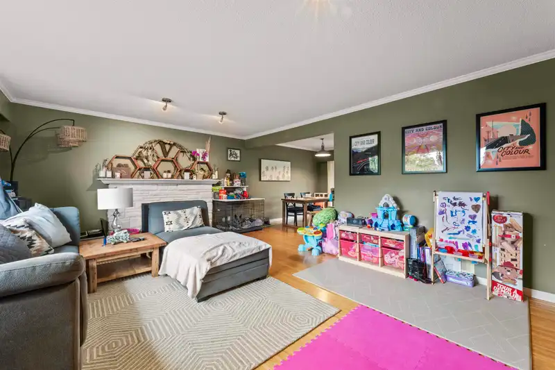 5311 9A AVENUE - photo 4 of 20