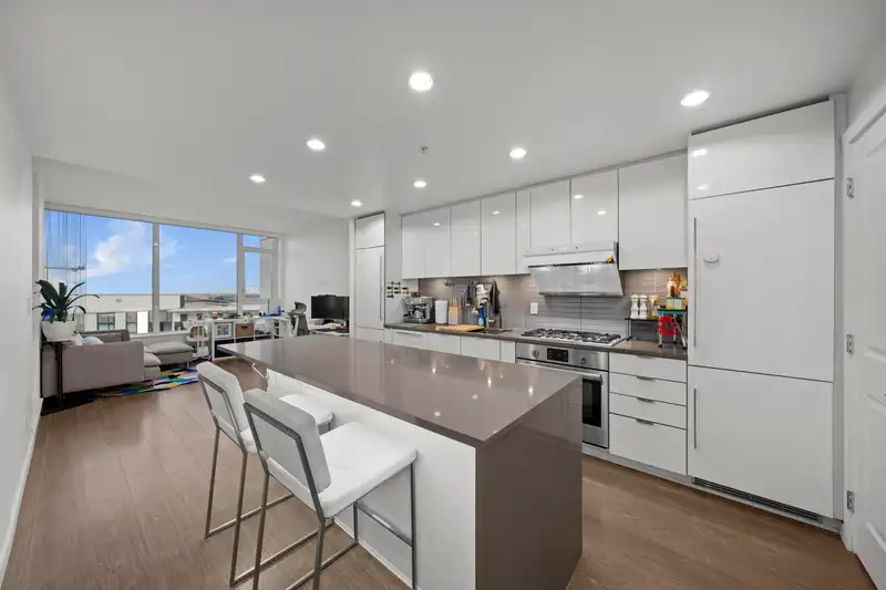 1803 3333 BROWN ROAD - photo 2 of 28