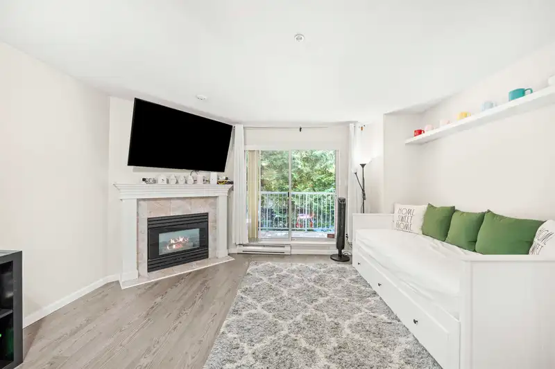 12206 224 STREET - photo 1 of 17