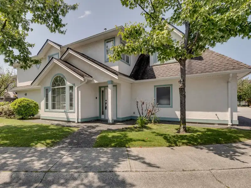 8 10000 FISHER GATE - photo 1 of 37