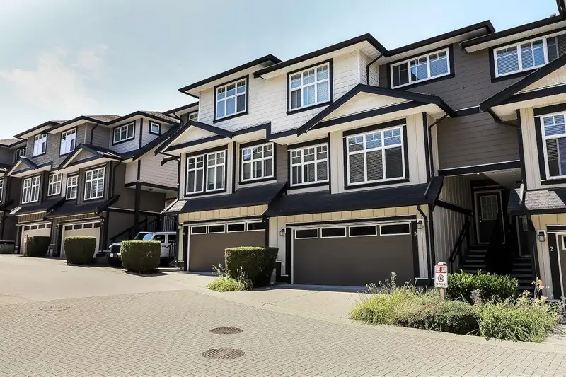 3 6350 142 STREET - photo 3 of 25