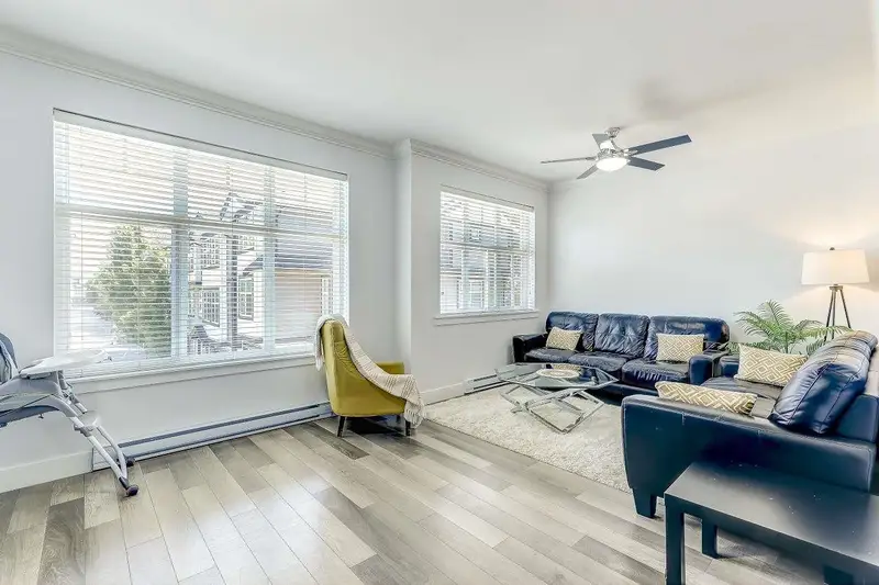 3 6350 142 STREET - photo 4 of 25