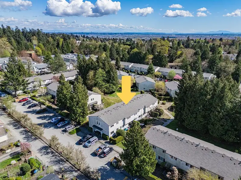 45 3425 E 49TH AVENUE - photo 4 of 31