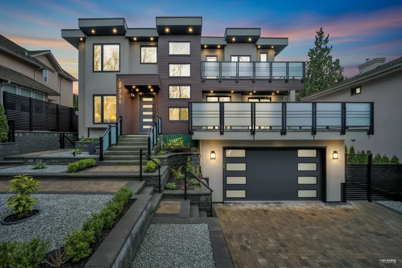 8230 LAKEFIELD DRIVE - photo 2 of 25