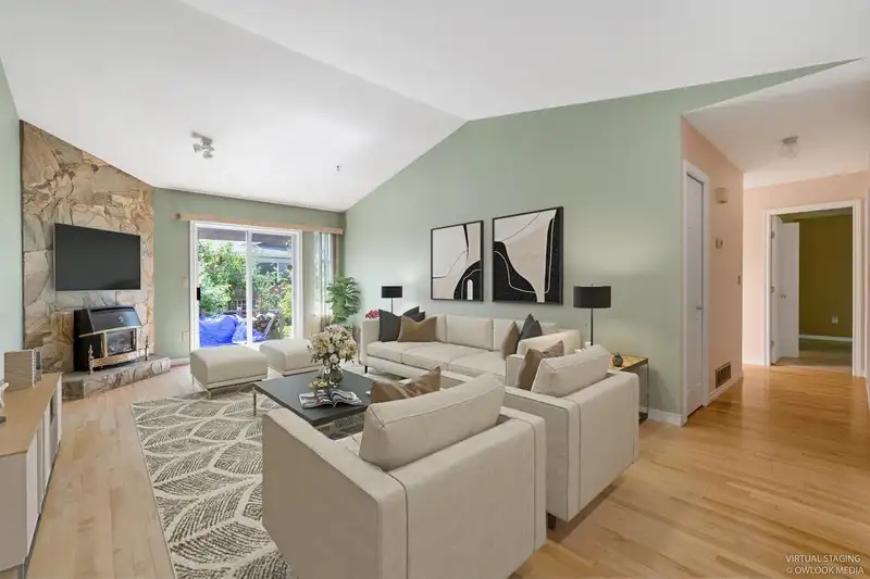 16392 11 AVENUE - photo 4 of 21