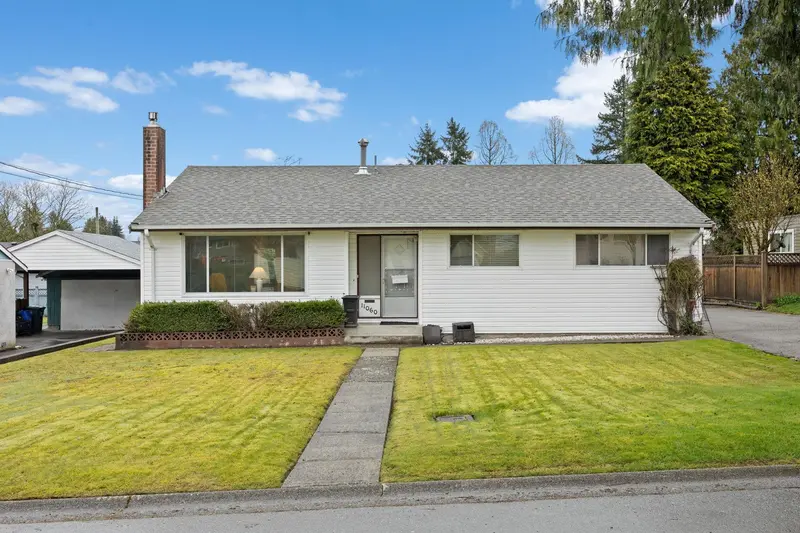 11060 WREN CRESCENT - photo 2 of 25