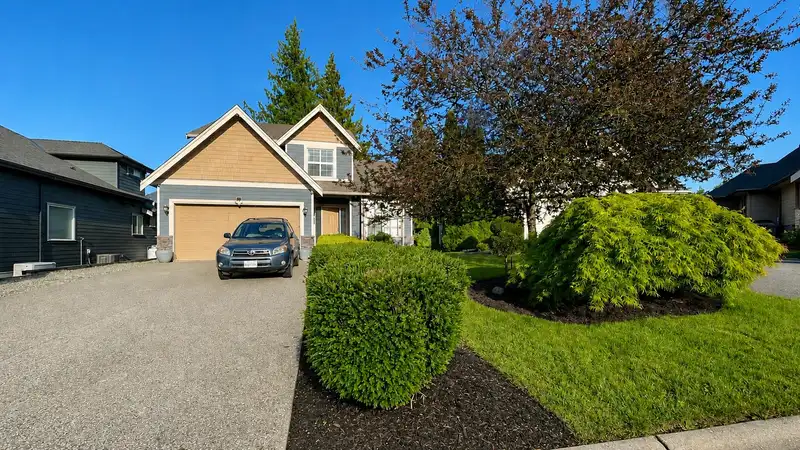 38 14550 MORRIS VALLEY ROAD - photo 2 of 37