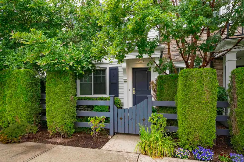 9 7348 192A STREET - photo 3 of 36