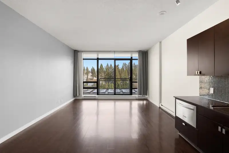 704 121 BREW STREET - photo 3 of 25