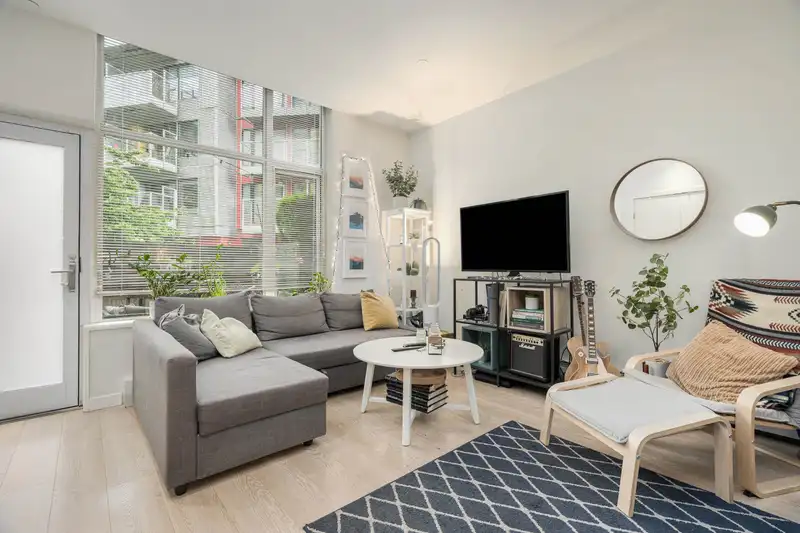 109 417 GREAT NORTHERN WAY - photo 1 of 20