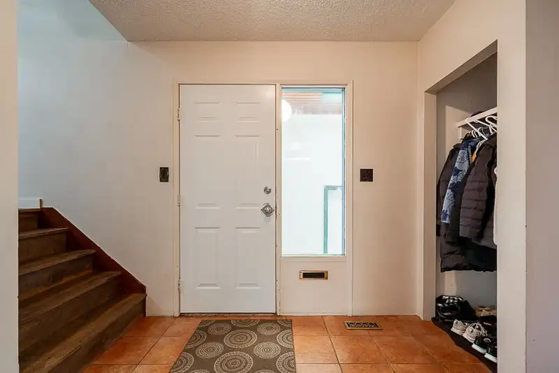 3826 WELLINGTON STREET - photo 3 of 37